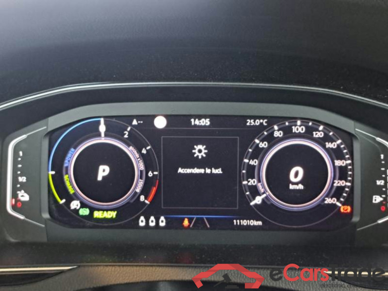 VOLKSWAGEN PASSAT / 2019 / 5P / STATION WAGON VAR. 1.4 PLUG IN HYBRID GTE DSG #4