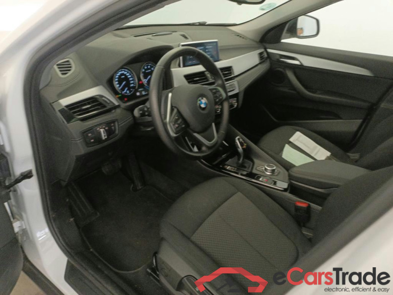 BMW X2 / 2017 / 5P / todoterreno sDrive18i (CX) #3