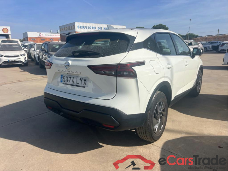 NISSAN QASHQAI / 2021 / 5P / todoterreno DIG-T 103kW (140CV) mHEV 4x2 Acenta #2