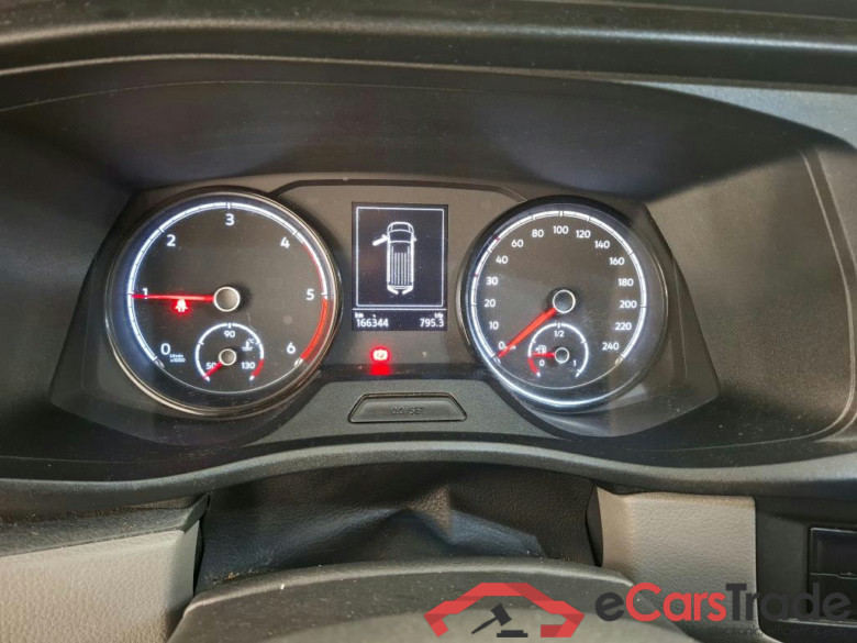VOLKSWAGEN Transporter / 2019 / 4P / Fourgon tôlé 2.0 TDi 110 L2H1 Business #6