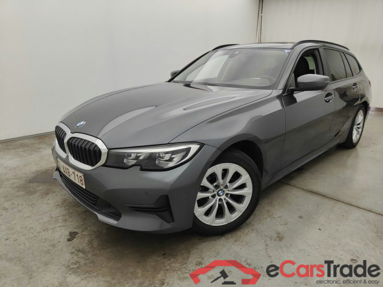 BMW 3 Reeks Touring 318dA (110 kW) 5d