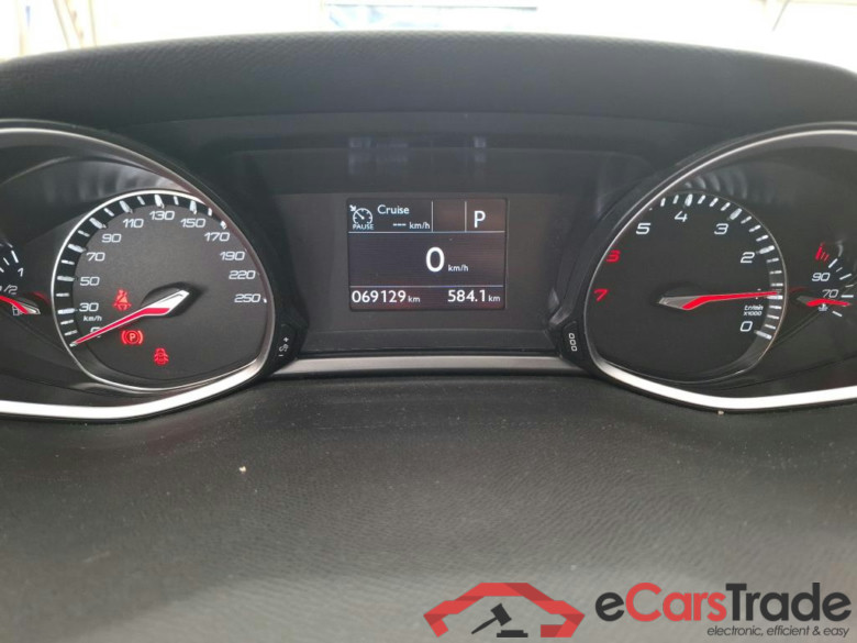 308 Allure Business 1.2 PureTech 130CV BVA8 E6d #6