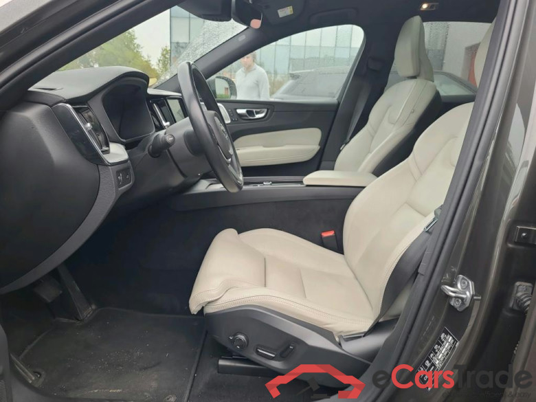 VOLVO XC60 2.0 B4 D GEARTRONIC INSCRIPTION #5
