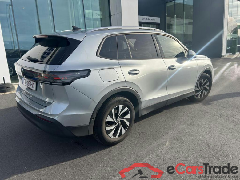 VOLKSWAGEN Tiguan 1.5 eTSI mHEV ACT Life OPF DSG #3