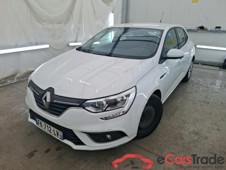 Megane IV Berline 5pt. Société Air Nav 1.5 dCi 90CV BVM6 E6 #1