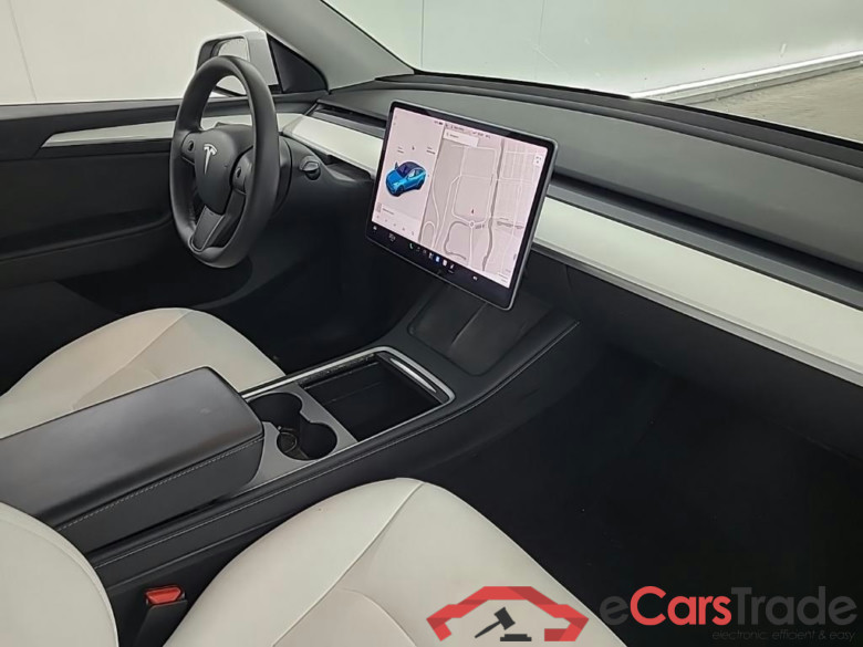 Tesla Model Y Long Range Dual Motor AWD 5D #6