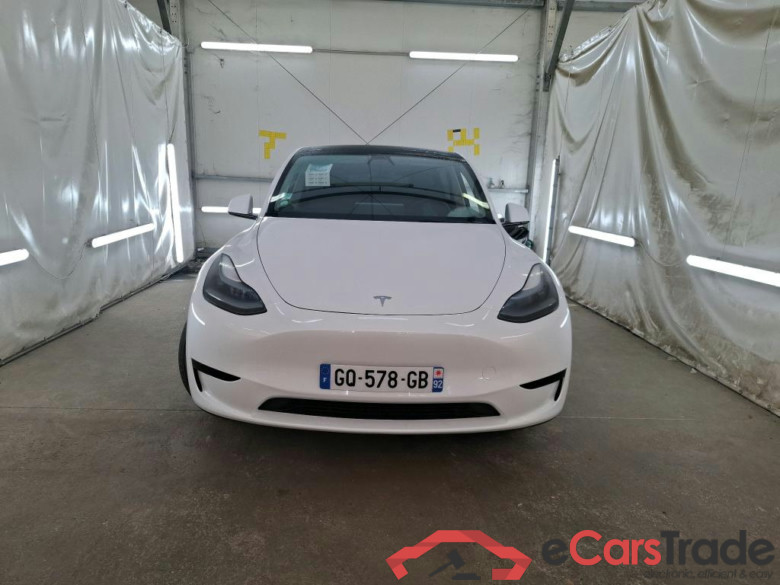 TESLA Model Y / 2021 / 5P / SUV RWD #1