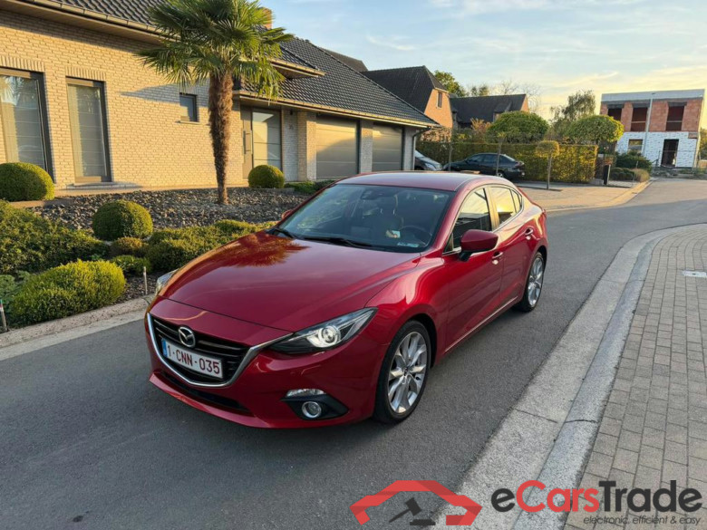 MAZDA 3 Sedan 2.0i Active