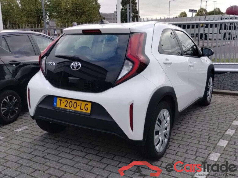 TOYOTA Aygo X 1.0 VVT-i MT Play #4