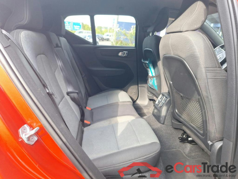 VOLVO XC40 1.5 T4 RECHARGE GEARTR. INSCRIPTION EXPR #6
