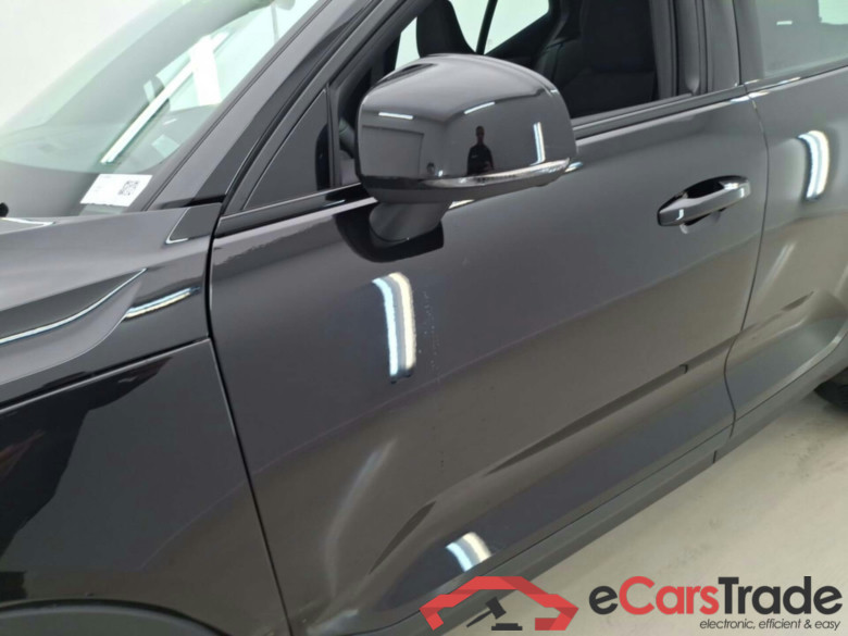 VOLVO XC40 RECHARGE CORE #4