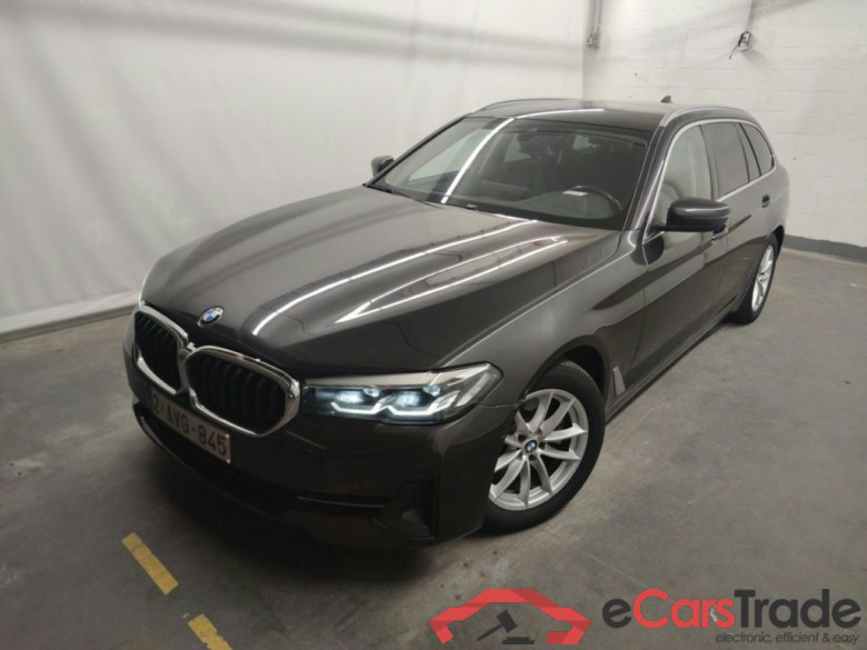 BMW 5 Reeks Touring 518d Aut. (100 kW) 5d