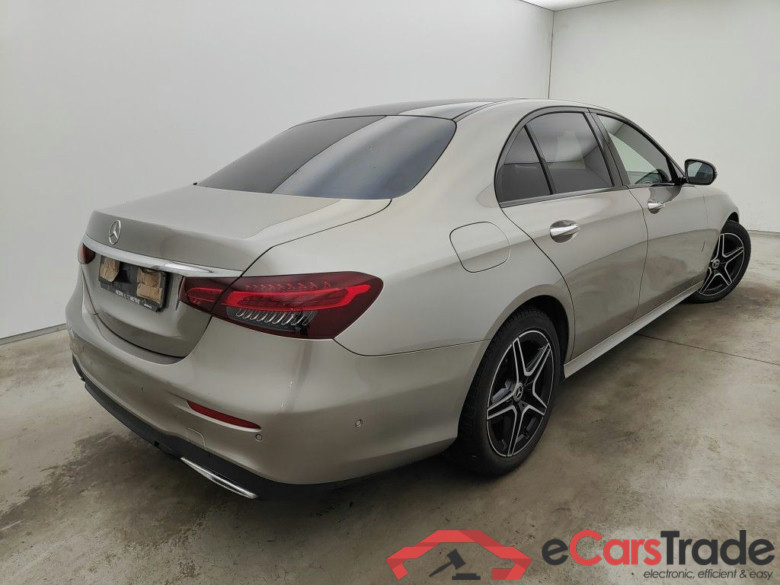 Mercedes-Benz E-Klasse Berline E 200 d Business Solution 4d #2