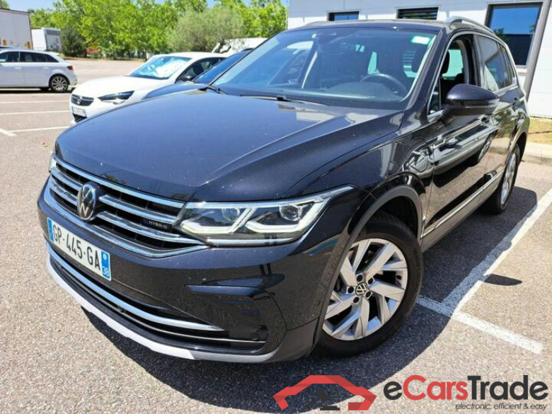Volkswagen Tiguan 1.4 e-Hybrid Plug-In Elegance Aut. Pano LED-Matrix Virtual ACC Navi 1/2 Alcantara KeylessGo Camera Klima PDC ...