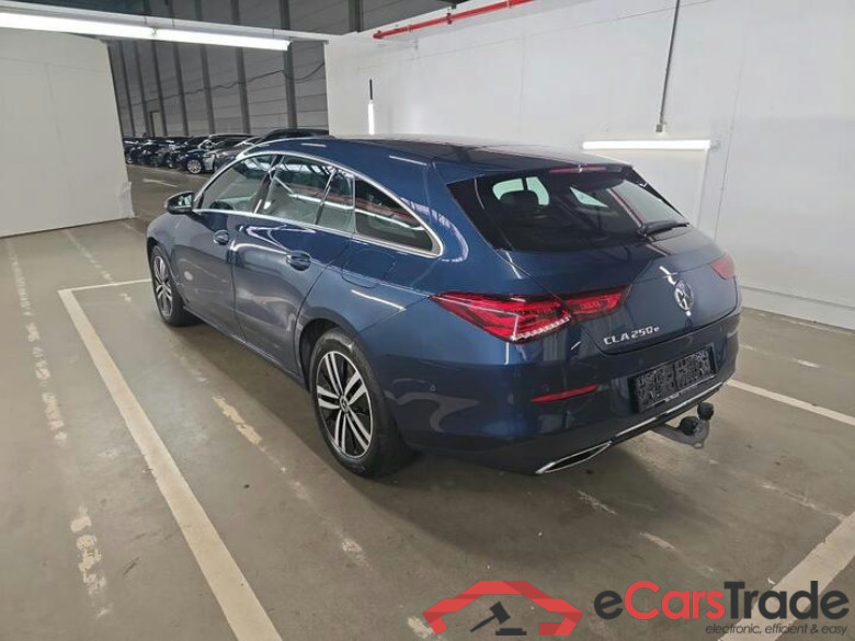 Mercedes CLA 250e SB Plug-In Hybrid Aut. Pano LED Widescreen Navi 1/2 Sport-Leather KeylessGo Camera Klima PDC ... #4