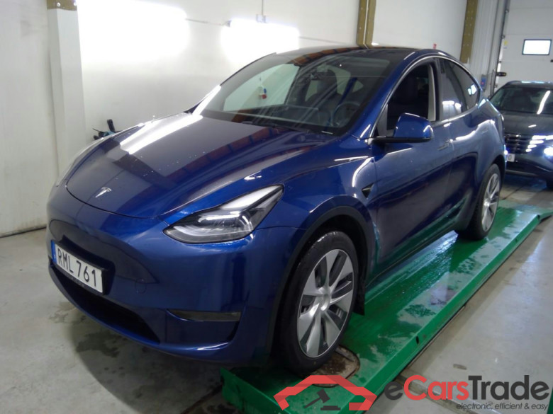 Model Y Long-Range AWD #1