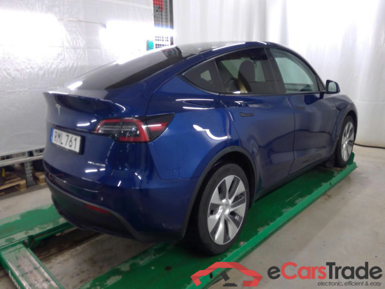 Model Y Long-Range AWD #3