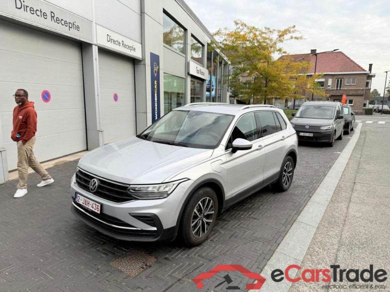 VOLKSWAGEN Tiguan eHybrid (PHEV) 1.4 Life OPF DSG (180 kW) #6