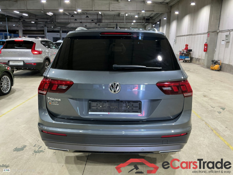 VOLKSWAGEN Tiguan 1.5 TSI COMFORTLINE #5