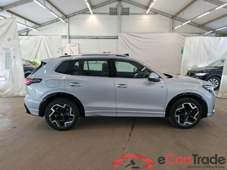 VOLKSWAGEN Tiguan / 2023 / 5P / SUV 1.5 eTSI 150 DSG7 R-LINE EXCLUSIVE(SP) #6