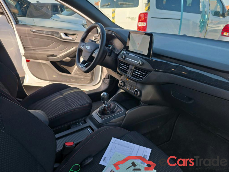 FORD Focus / 2018 / 5P / berlina con portón 1.0 Ecoboost MHEV 92kW ST-Line #6