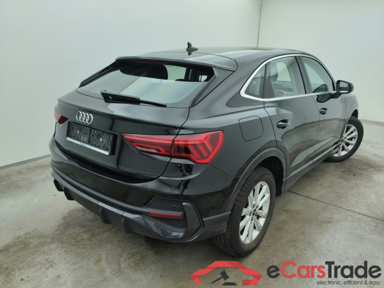 Audi Q3 Sportback 45 TFSI e S tronic 5d #2