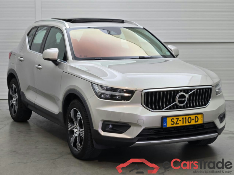 VOLVO XC40 2.0 T4 Inscription #2