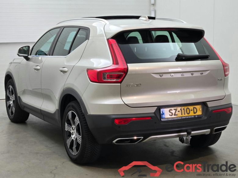 VOLVO XC40 2.0 T4 Inscription #3