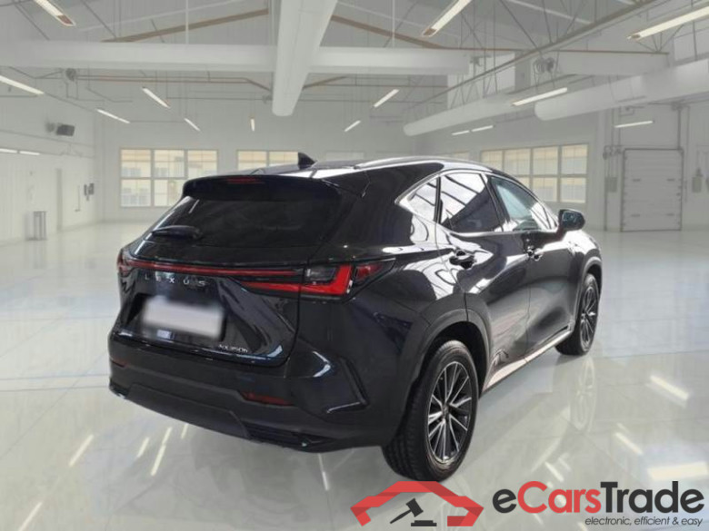 LEXUS NX / 2021 / 5P / SUV HYBRID PREMIUM 4WD MY22 #2