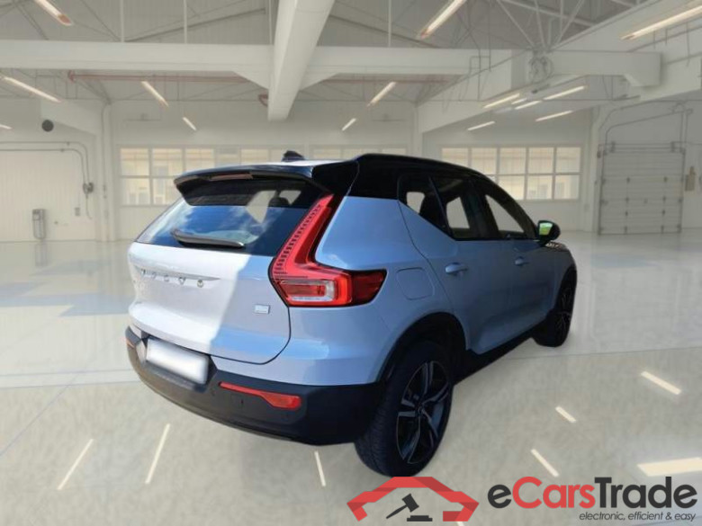 VOLVO XC40 / 2017 / 5P / SUV T5 PLUG-IN HYBRID AUTO RECHARGE R-DESIGN #2