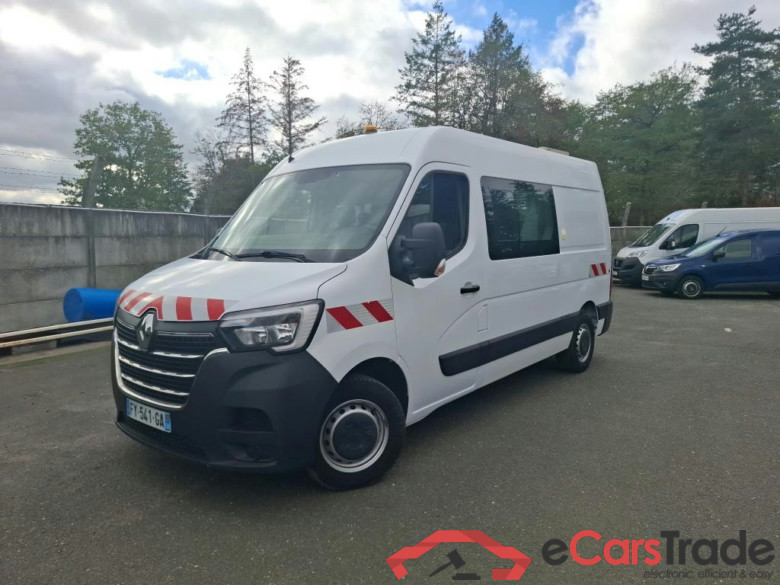 RENAULT Master / 2019 / 4P / Fourgon tôlé CA Tr GCF F3500 L2H2 dCi 135 #1