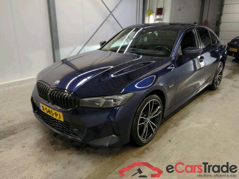 BMW 3-serie 330