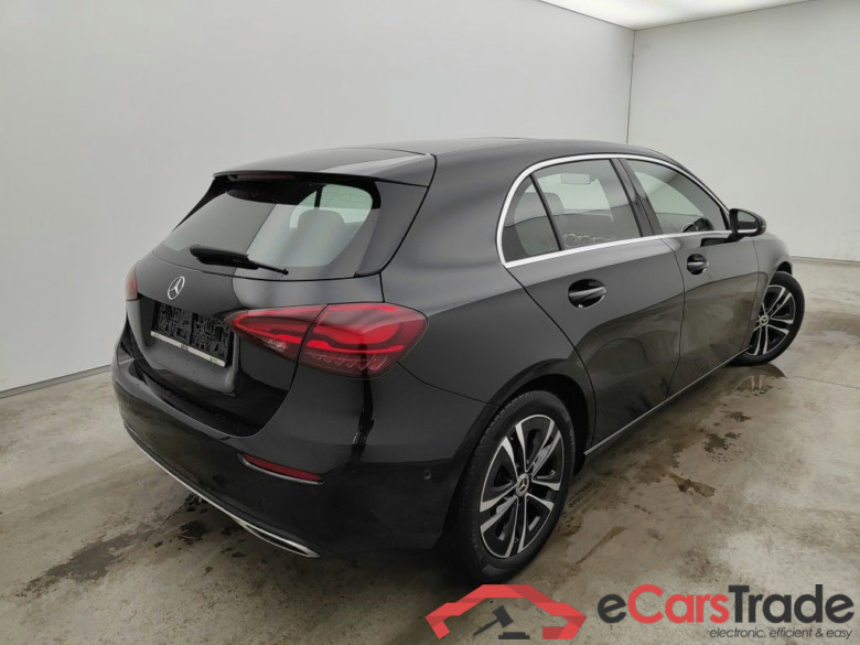 Mercedes-Benz A-Klasse A 180 Business Line 5d #2