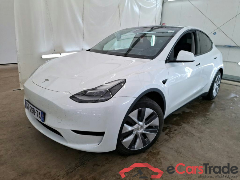TESLA Model Y / 2021 / 5P / SUV RWD #2