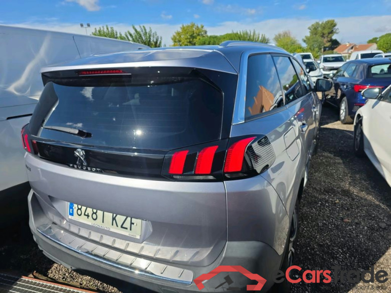 PEUGEOT 5008 / 2017 / 5P / todoterreno Allure 1.5L BlueHDi 96kW (130CV) S&S #2