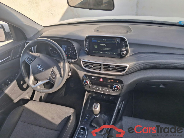 HYUNDAI Tucson / 2018 / 5P / todoterreno 1.6 CRDI 85kW (116CV) 48V SLE 4X2(SP)(SL) #3