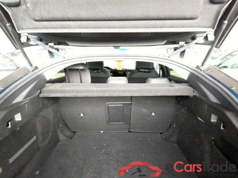 Peugeot 408 Allure Hybrid 145 e-DCS6 #4