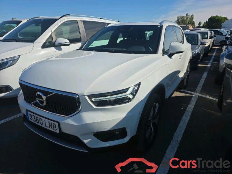 VOLVO XC40 / 2017 / 5P / todoterreno 1.5 T3 Momentum Pro