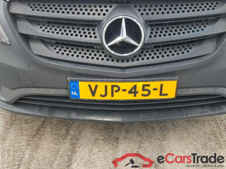 Mercedes-Benz Vito 110CDI Functional XL 4d #5