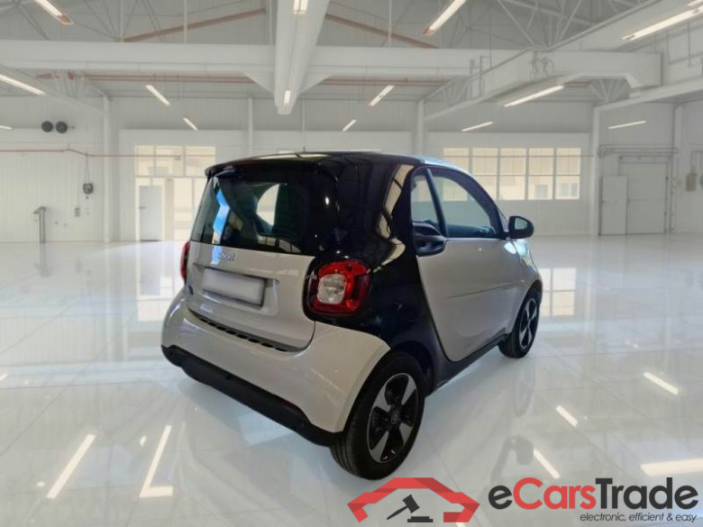 SMART FORTWO COUPÈ / 2019 / 3P / COUPE EQ 60KW PASSION #2