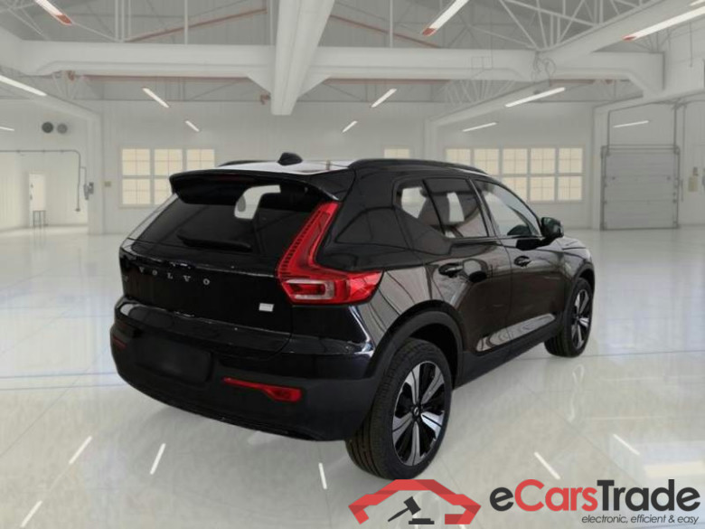 VOLVO XC40 / 2021 / 5P / SUV RECHARGE PLUS #2