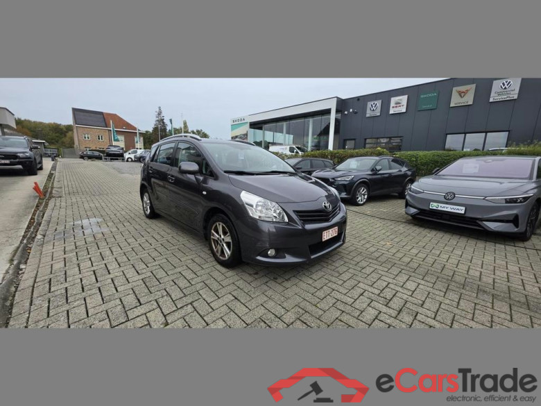 TOYOTA Verso 1.8i   7pl. #2