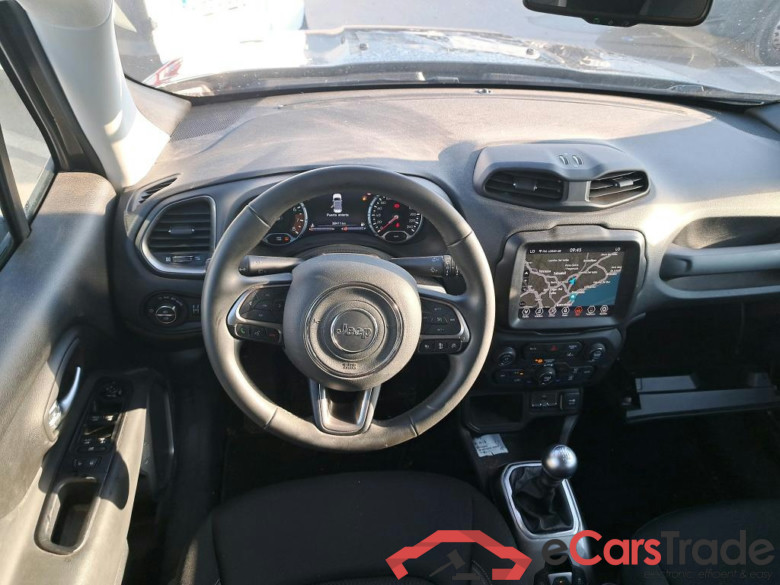 JEEP Renegade / 2014 / 5P / todoterreno Limited 1.0G 88kW (120CV) 4x2 (AC) #3