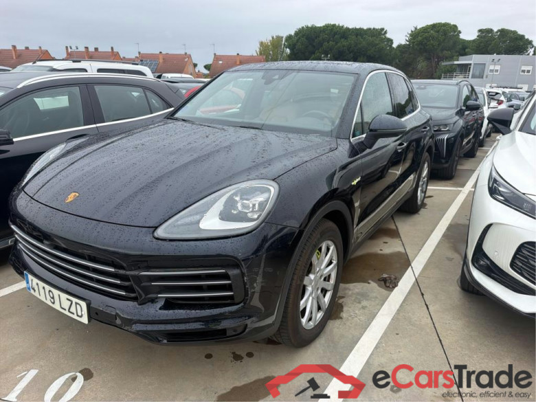 PORSCHE Cayenne / 2017 / 5P / todoterreno E-Hybrid
