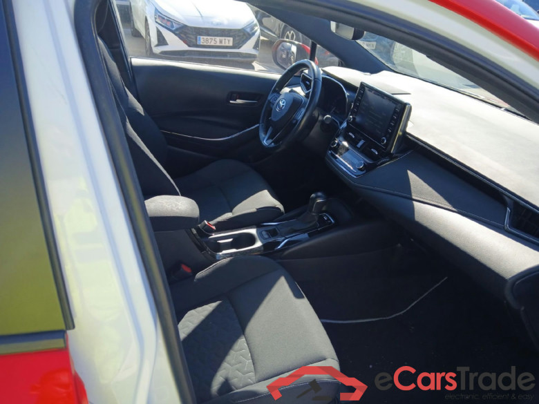 TOYOTA Corolla / 2019 / 5P / berlina con portón 1.8 125H ACTIVE TECH E-CVT #6