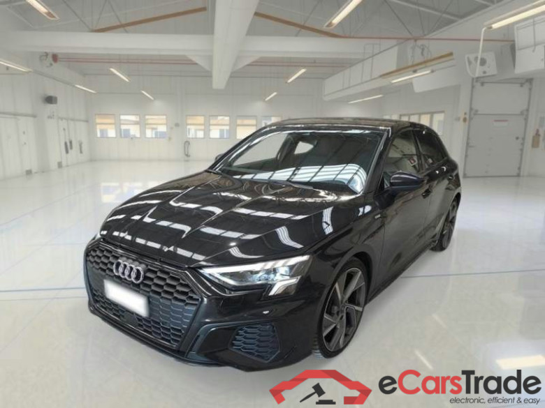 AUDI A3 / 2020 / 5P / BERLINA 35 TDI S TRONIC S LINE EDITION S.BACK #1