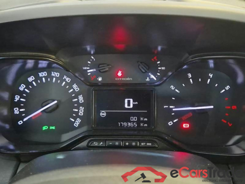 CITROEN C3 AIRCROSS / 2021 / 5P / SUV BLUEHDI 110 SeS FEEL #4
