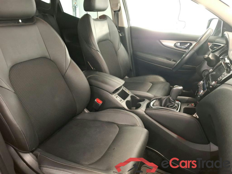 NISSAN Qashqai / 2017 / 5P / Crossover 1.3 DIG-T 160 DCT Tekna #6