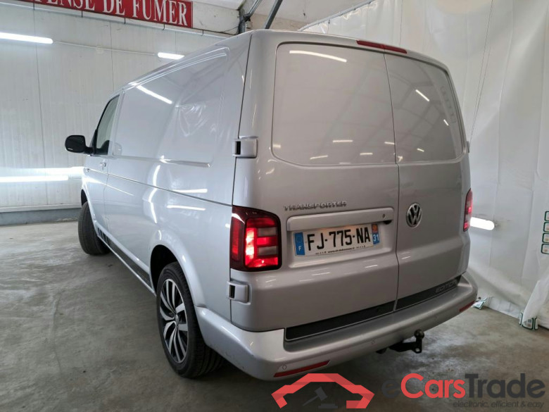 VOLKSWAGEN Transporter VU 4p Fourgon 2.0 TDi 150 DSG7 L1H1 Edition 30 #2
