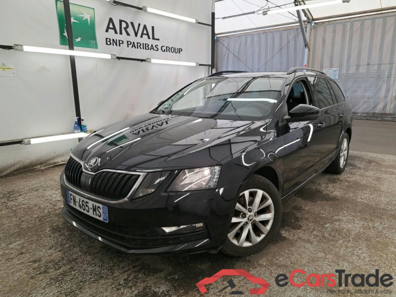 SKODA Octavia Combi / 2017 / 5P / Break 2.0 TDI SCR 150 DSG7 Business #1
